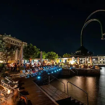 Corfu Old Town Terrace アパート